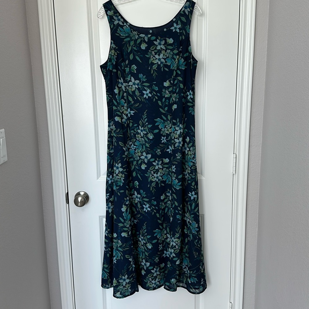 Size M Coldwater Creek reversible dress